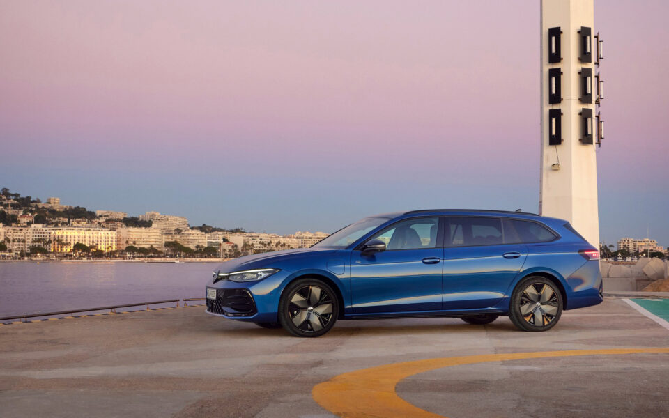 Volkswagen-Passat_Variant-huren bij Euromobil